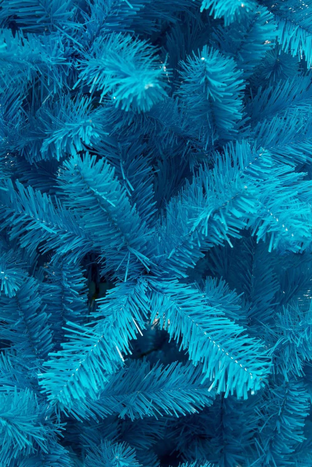 Искусственная елка Карнавал - Морской бриз 240 см., мягкая хвоя, ЕлкиТорг (170240)