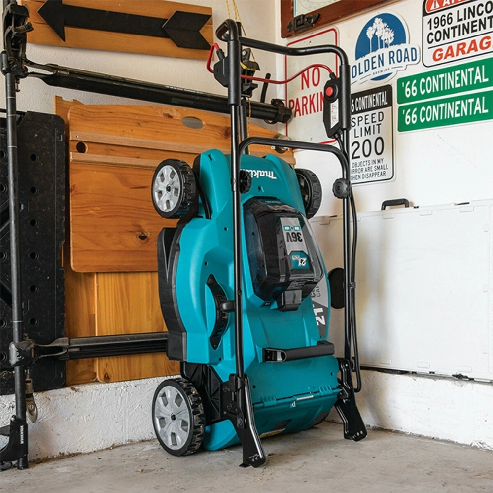 Газонокосилка Makita DLM538CT2
