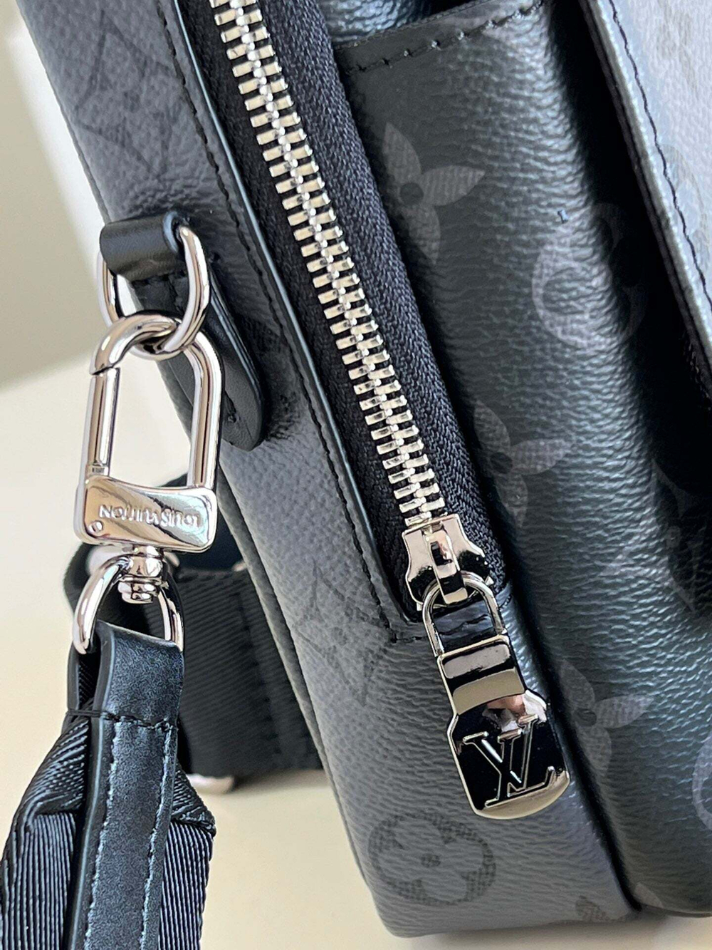 Louis Vuitton Flap Double Phone Pouch