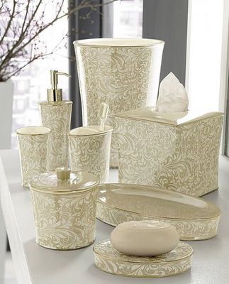 Наборы аксессуаров для ванной