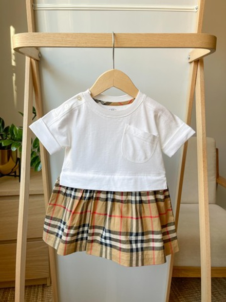 Платье Burberry, 68