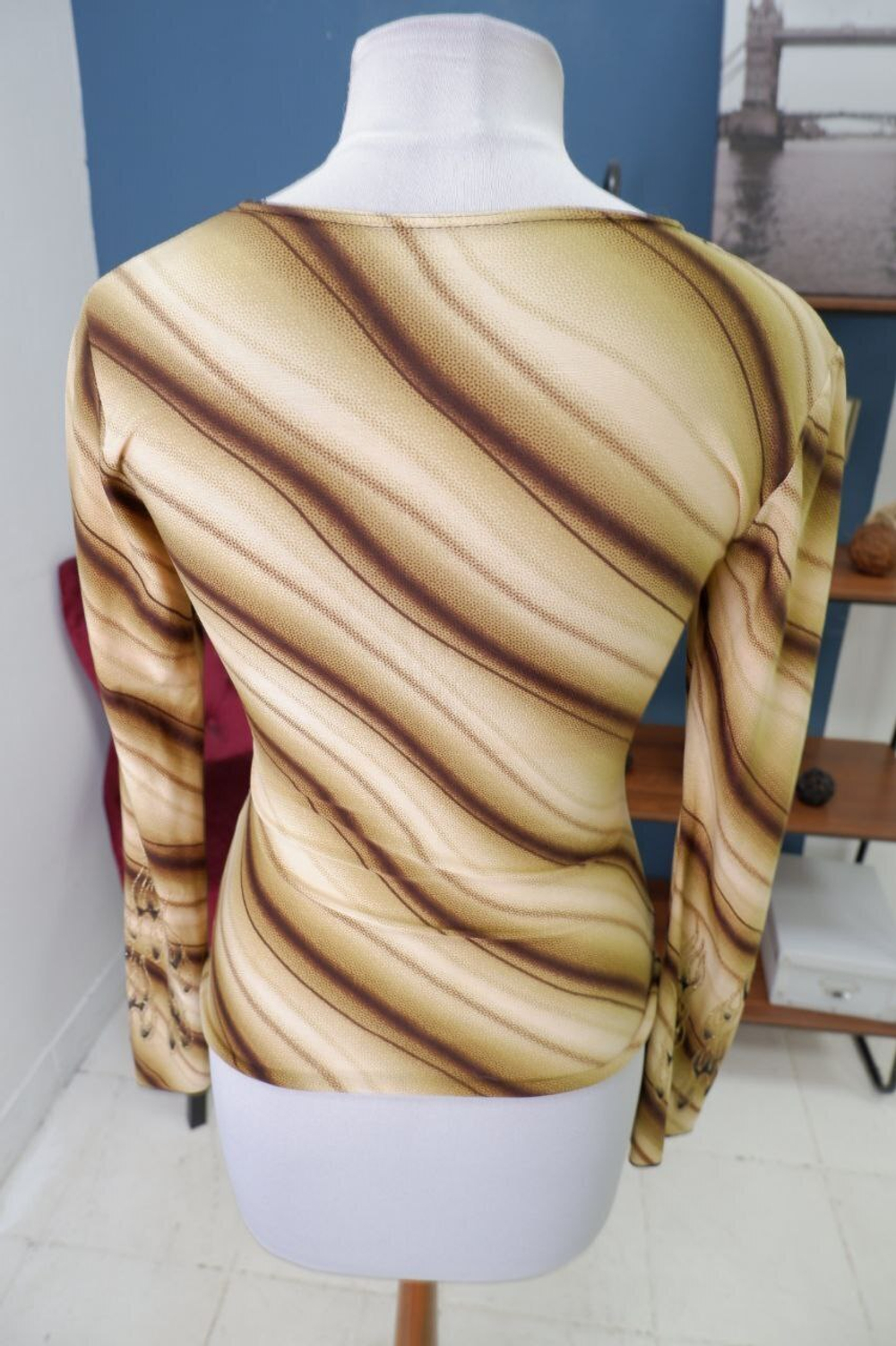 Джемпер оригинальный 44 размер