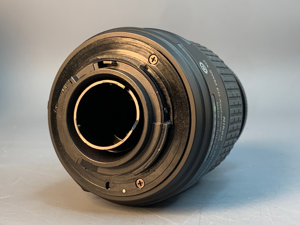 Nikon 18-55mm f/3.5-5.6G II AF-S ED DX нерабочий