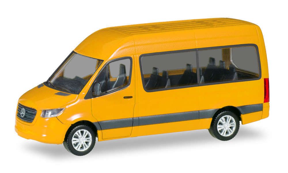 Микроавтобус Mercedes-Benz Sprinter&#39;18 Bus HD, желтый