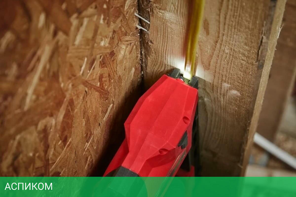 Аккумуляторный степлер Milwaukee M12 BCST-0 (4933480488)