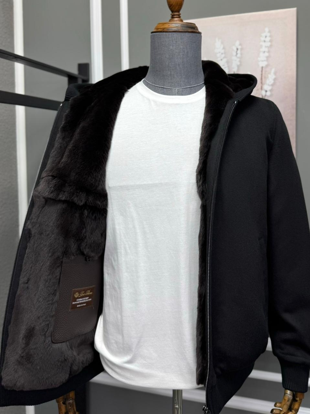 Бомбер с мехом Loro Piana