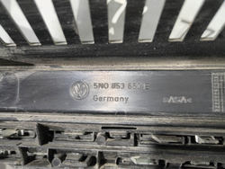 Решетка радиатора Volkswagen Tiguan 1 11-18 Б/У Оригинал 5N0853651J9B9