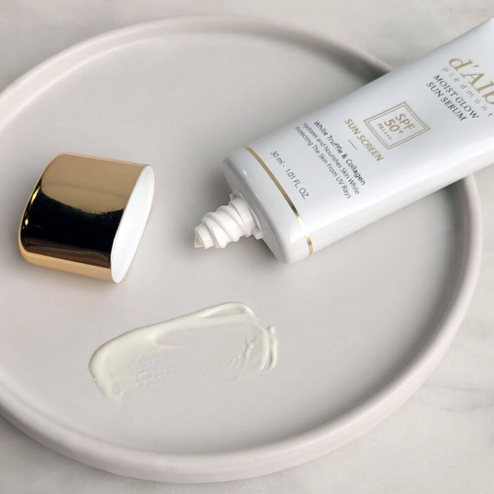 d'Alba Moist Glow Sun Serum White Truffle&Collagen Sun Screen SPF50+ PA++++