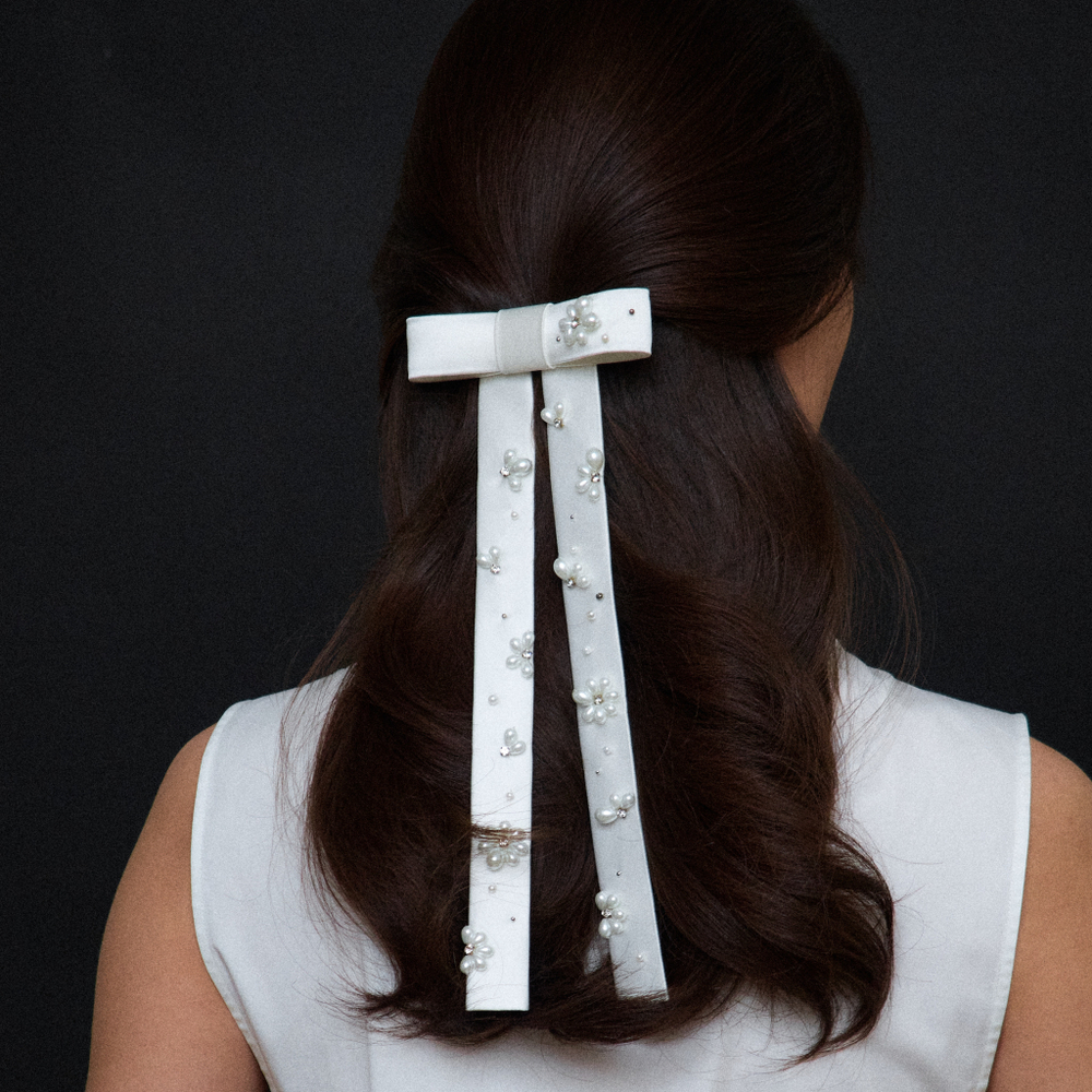 Бант "Мэри" удлиненный с жемчугом