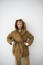 Пуховик с капюшоном YARMIN