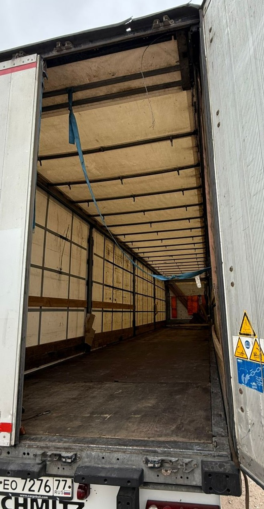 Schmitz Cargobull 9084 Полуприцеп шторный 9084