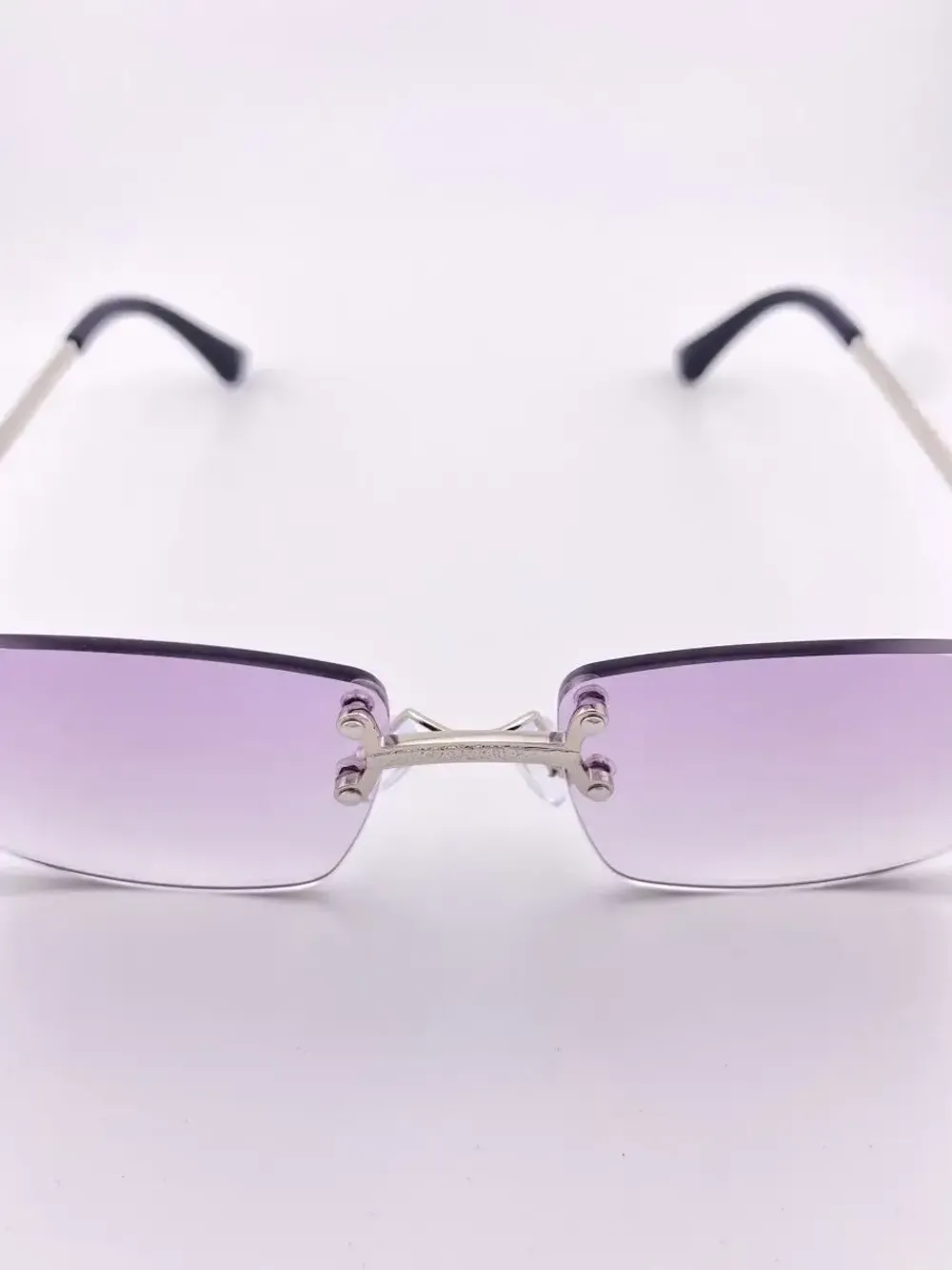 Очки солнцезащитные