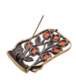 AM-2549 Брошь «Баночка Вишневого варенья» (латунь, янтарь)