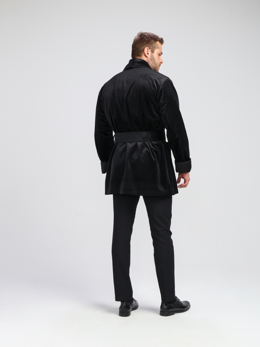 Жакет бархатный с атласными бортами