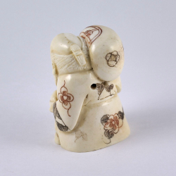 Нэцкэ Монах с мешком и персиком