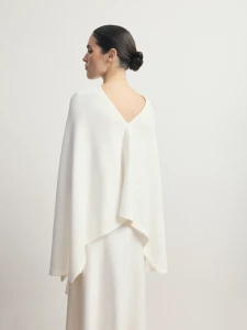 Пончо «Soft Flow» молочный