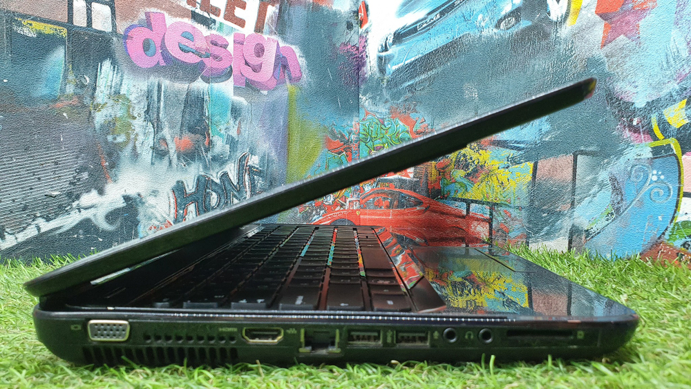 Ноутбук HP i5/8 Gb покупка/продажа