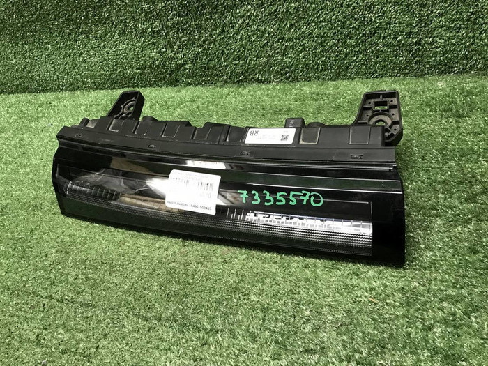 ДХО правый Voyah Dream (2021-н.в.) LED