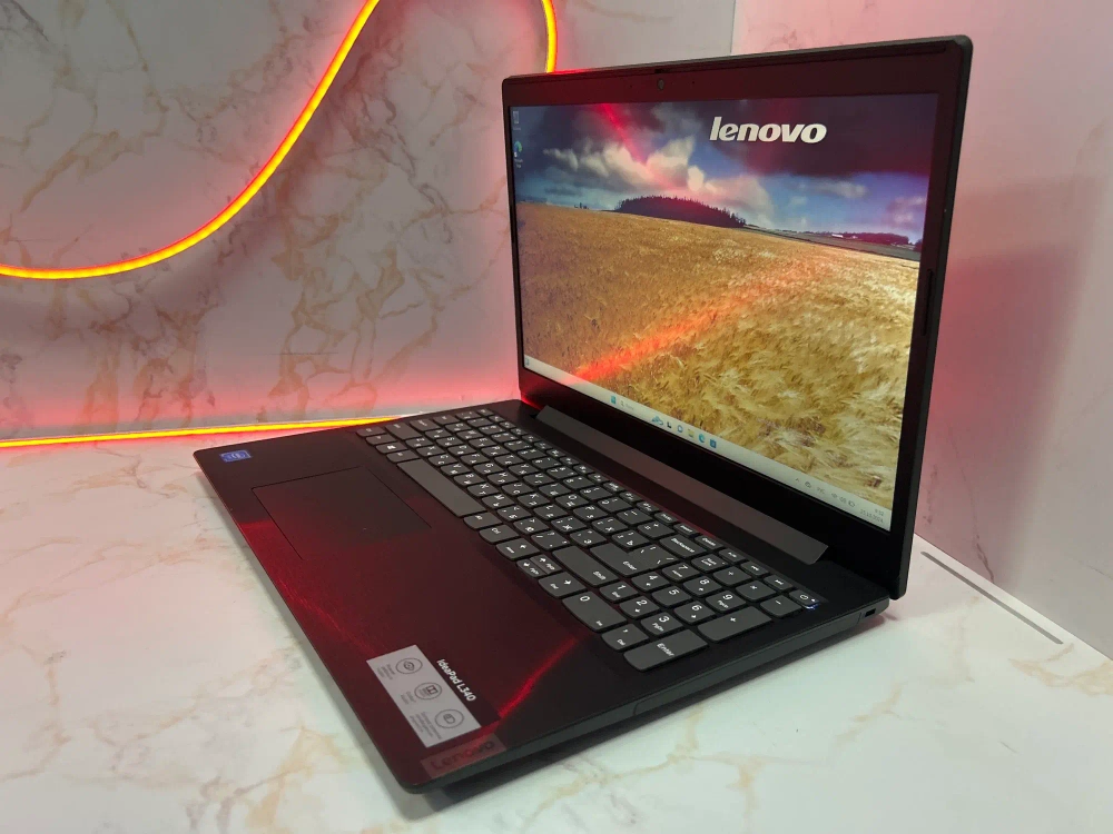 Ноутбук Lenovo IdeaPad L340-15API (81LW002ERK) 15.6 "/AMD Athlon 300U/RAM 4 GB/ HDD 500 GB/AMD Radeon Vega 3/1920x1080/TN/DOS/Подсветка кл-ры: LED/Черный. Состояние: Уценка/сильные царапины на крышке матрице и поддоне