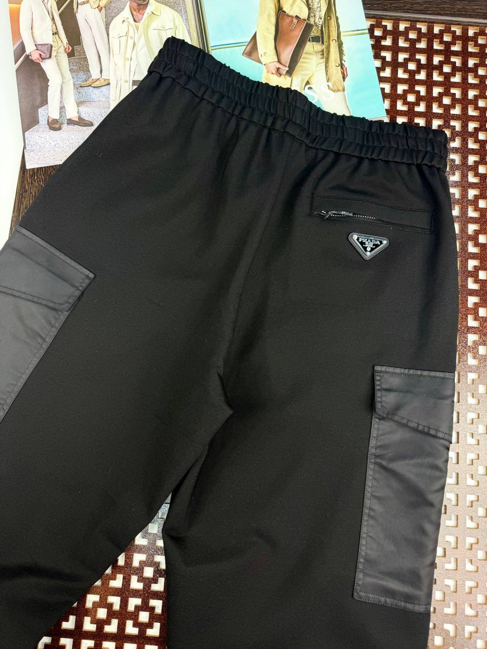 Спортивные штаны Prada