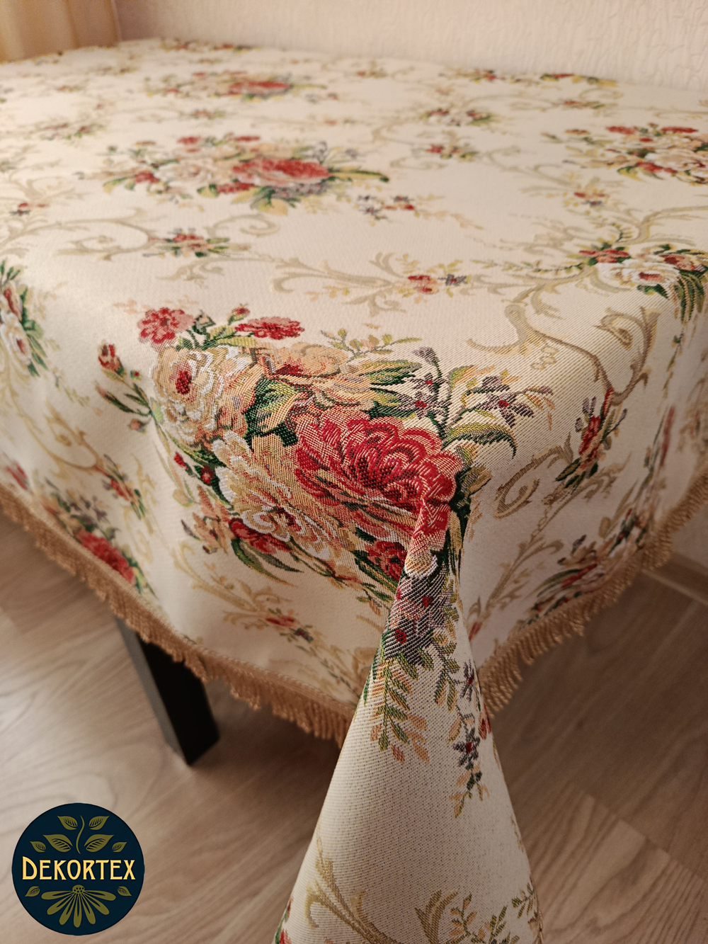 Гобеленовая скатерть Лаура 160х210 см