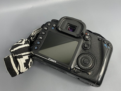 Canon EOS 7D