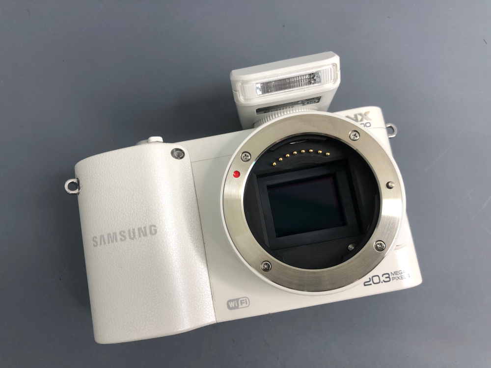 Samsung NX1000 Kit 20-50mm II ED 3.5-5.6 i-Function