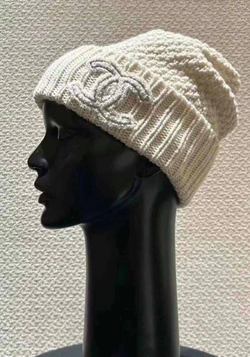 Шапка CHANEL