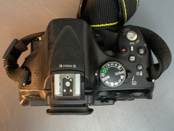 Nikon D5200 kit 18-55mm 30100 кадров