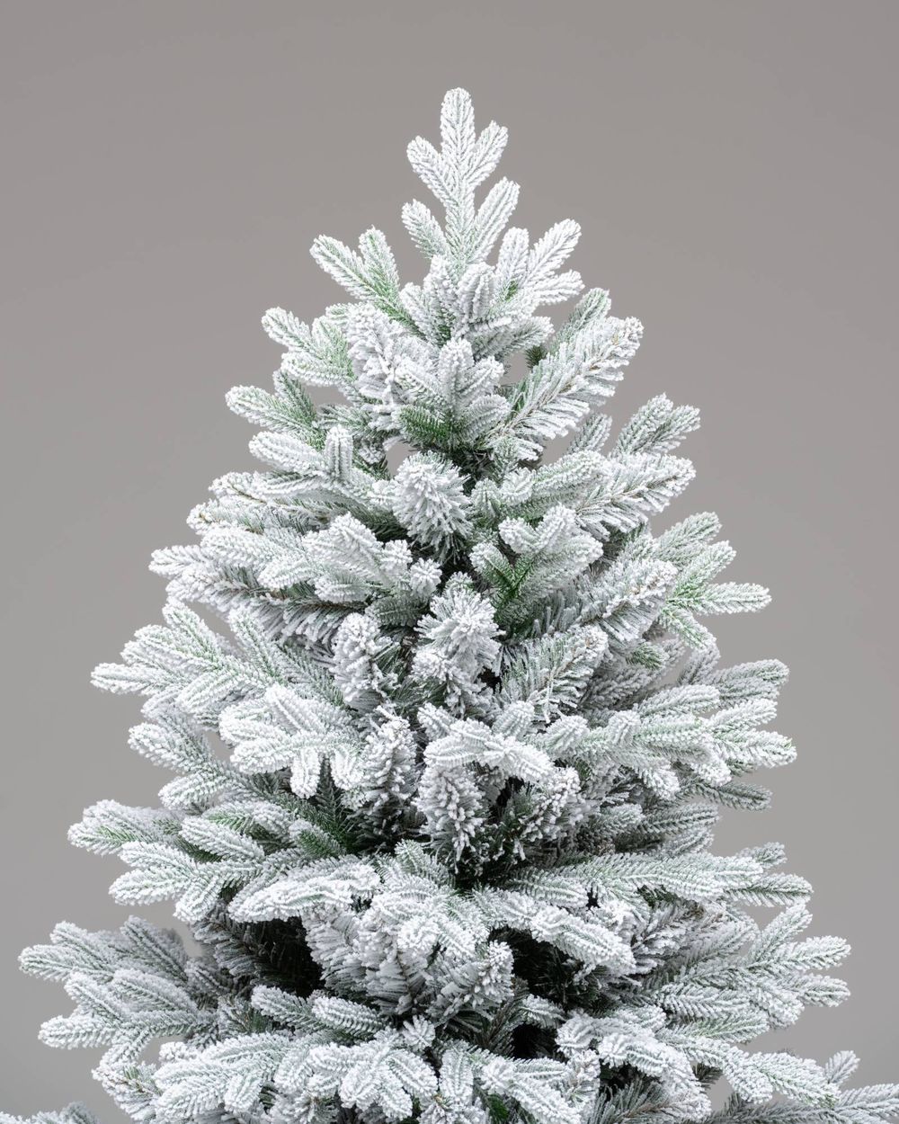 Заснеженная ель "Пермская" (Литая+пвх) 150 см / 1,5 м