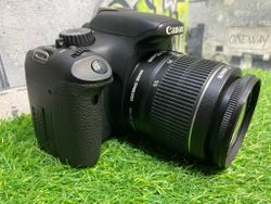 Canon 550D + 18-55mm 3.5-5.6 IS II