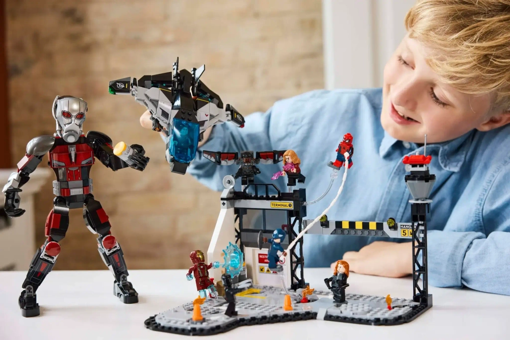 Конструктор LEGO Marvel 76314 Капитан Америка: боевик Гражданской войны