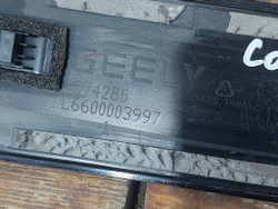 Накладка двери передней левой Geely Coolray 19-нв Б/У Оригинал 6600003997