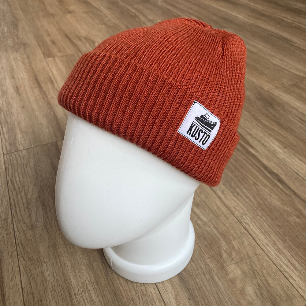 Шапка Kusto Short Terracotta