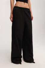 Брюки из плащевки