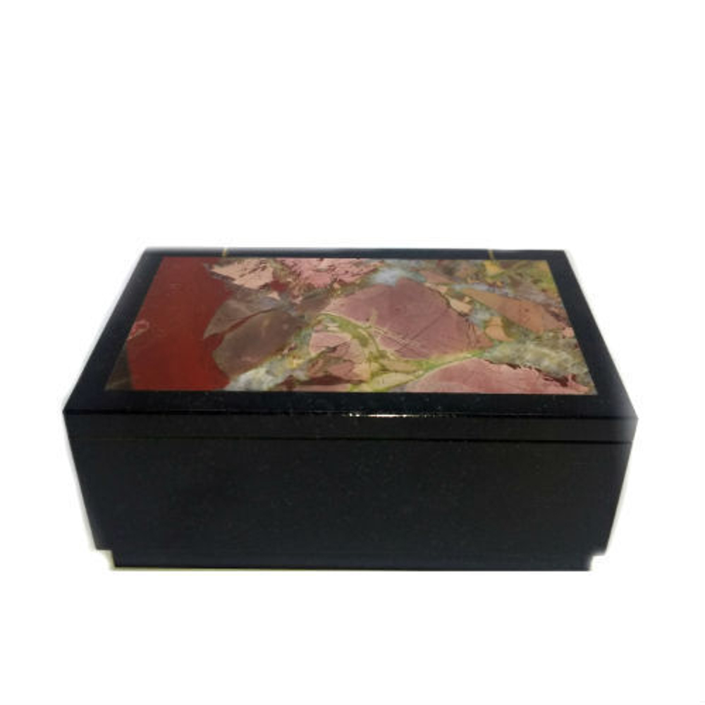 Шкатулка яшма, долерит