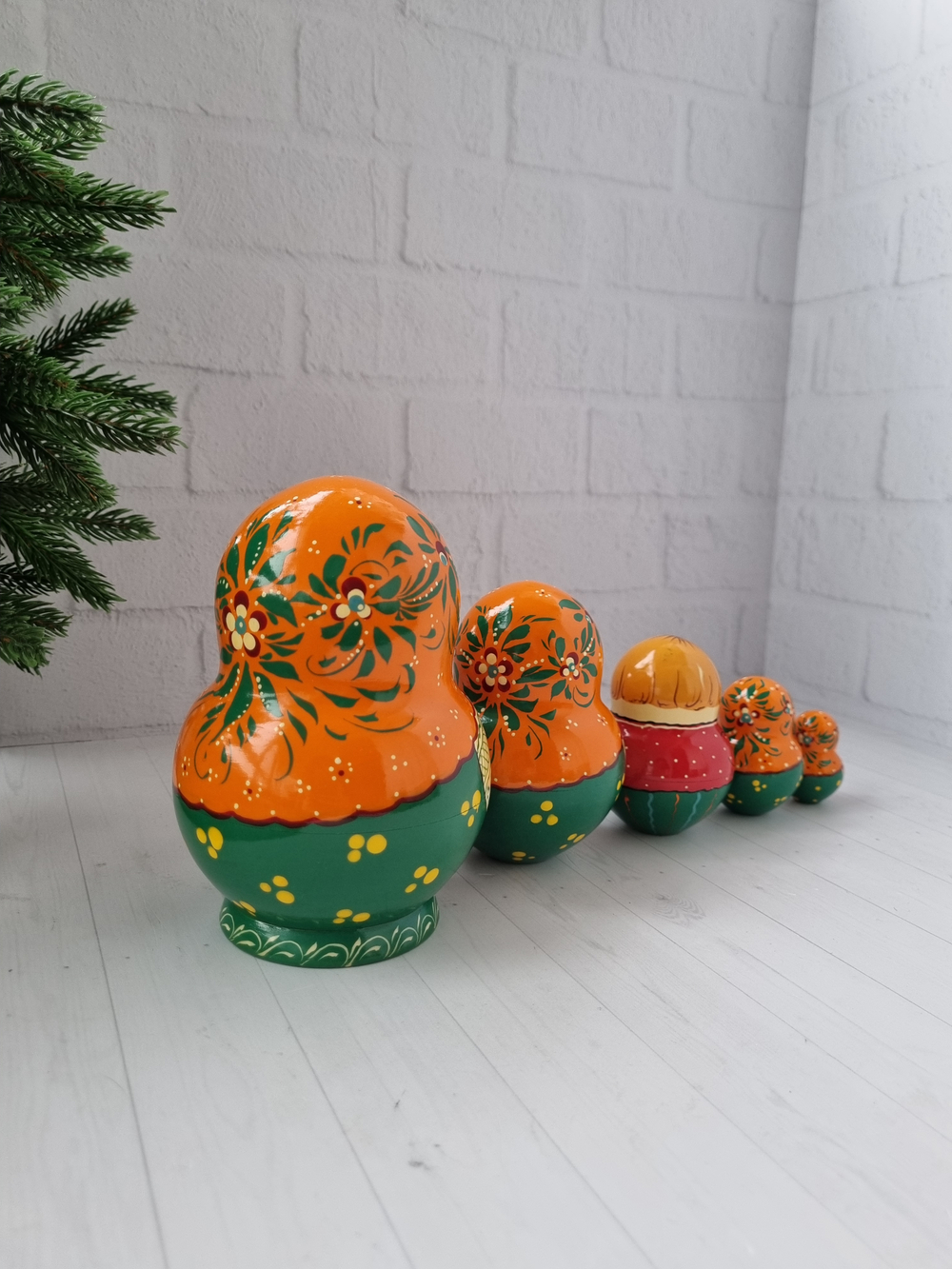 Матрешка "С курочкой" традиция 5м 15см пузатая