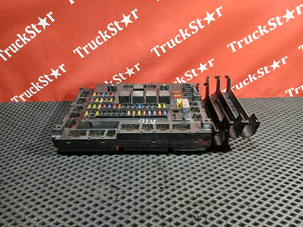 Блок предохранителей 2019г