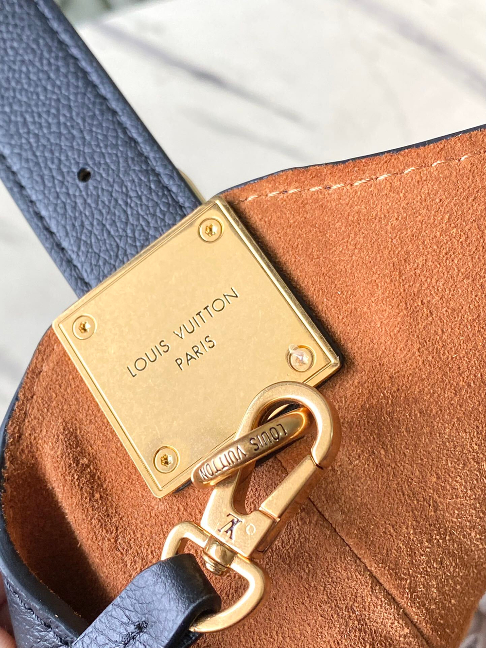 Louis Vuitton Low Key Hobo MM