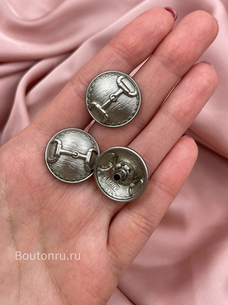 Шляпка под установочные кнопки серебристые в стиле Гучч.