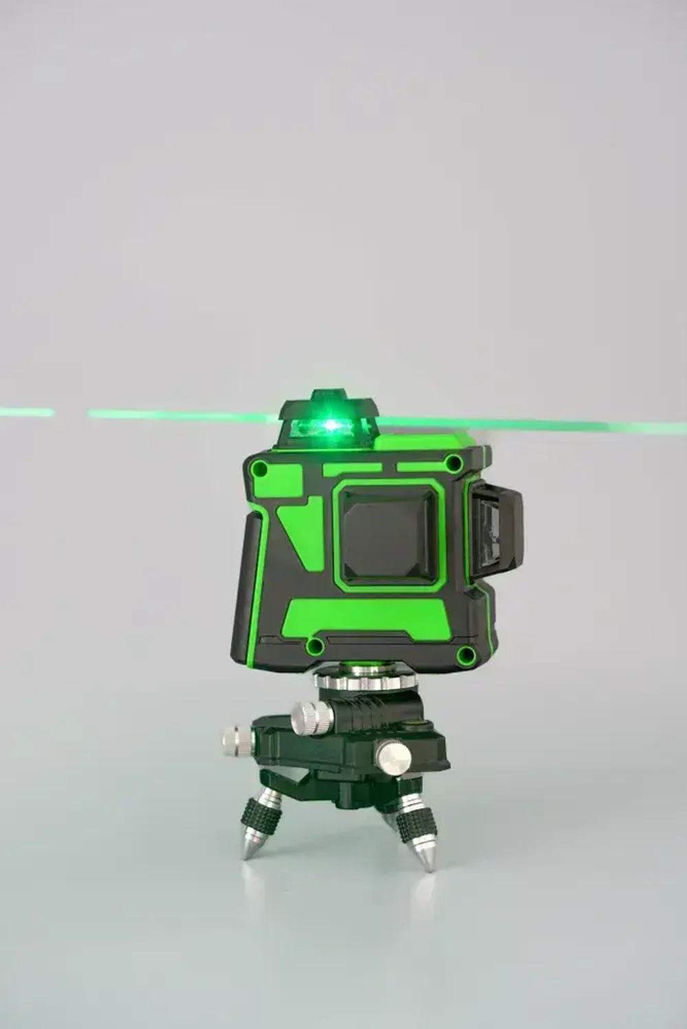 Лазерный уровень/нивелир Hilda 3d 12 линий 360 градусов с магнитным креплением