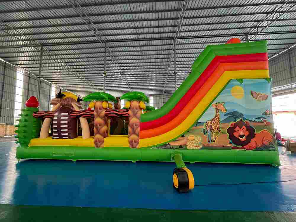 Коммерческий надувной батут «Сафари Ультра 2», 10*5*6 м