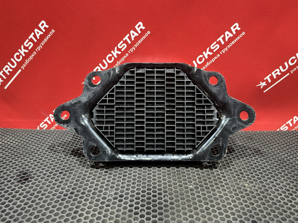 Подушка двигателя задняя