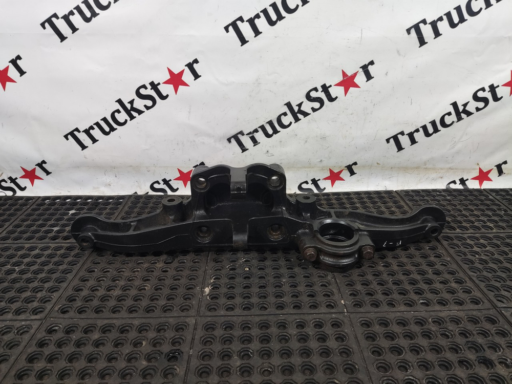 Кронштейн пневморессоры задний левый 2023г