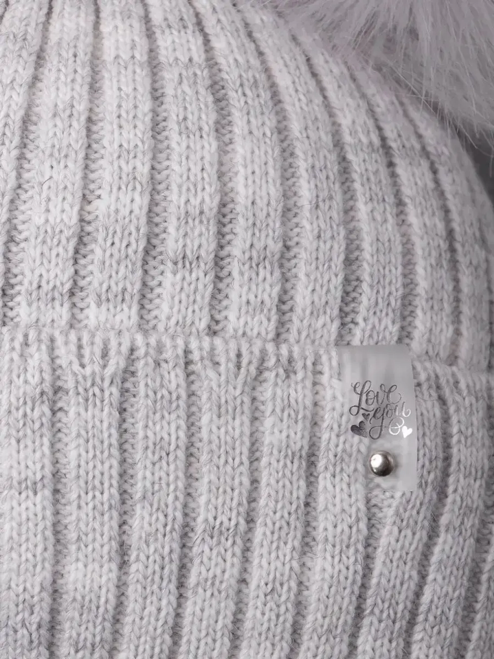 Шапка зимняя детская с помпонами и манишка