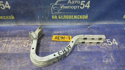 Петля багажника TOYOTA LEVIN 1990