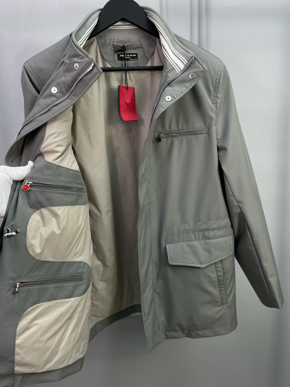Ветровка Kiton
