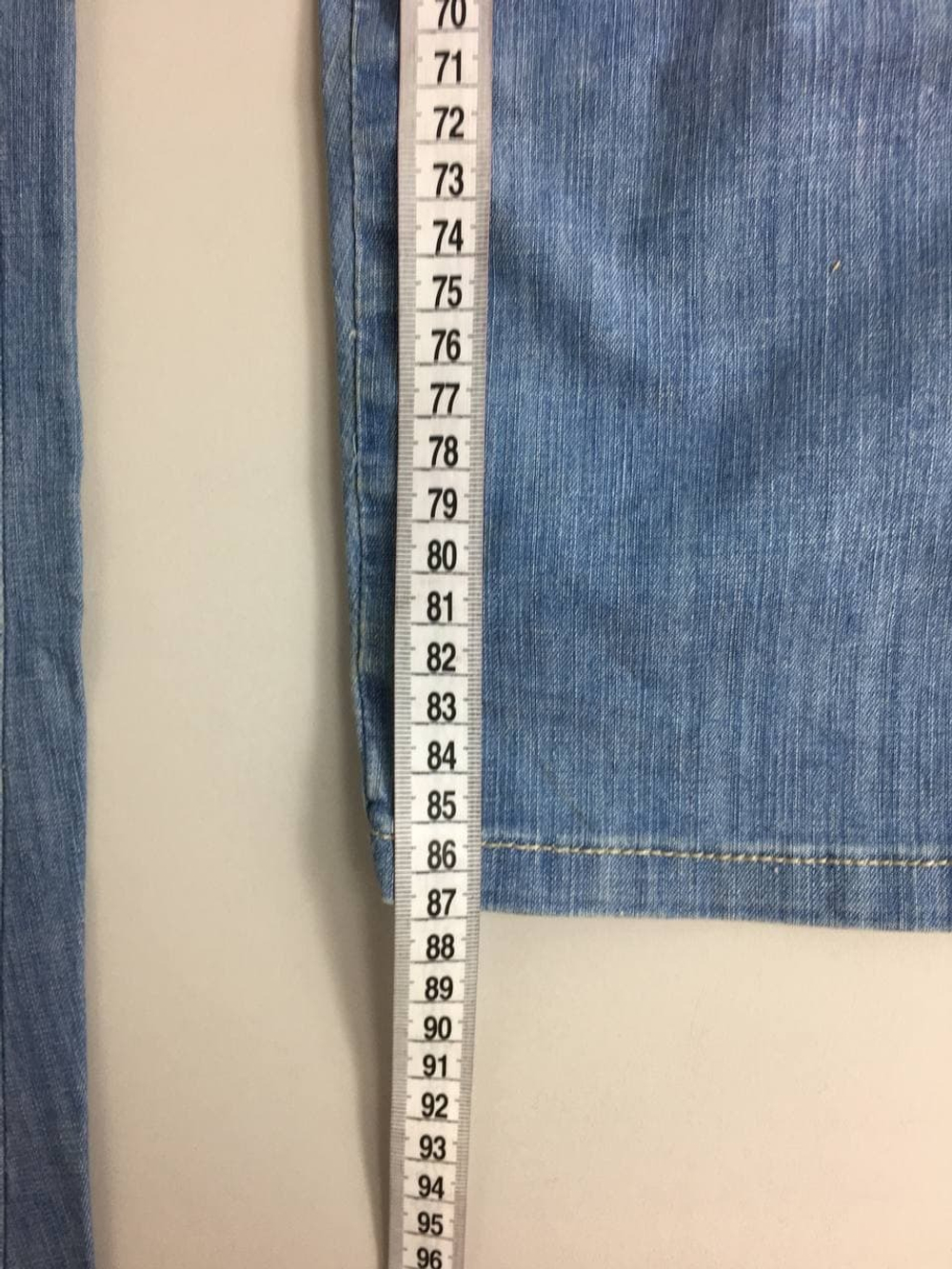 Джинсы Muqnaim светлые 44 размер