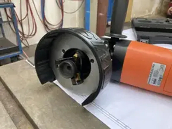 Ручной кромкорез по нержавеющей стали NKO B15 AIR-S