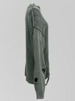 Свитер by Gor 9403 удлиненный рваный стиль